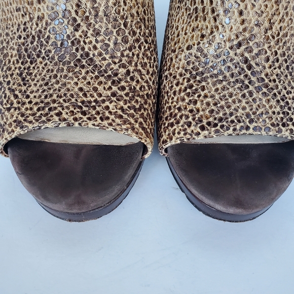 COLE HAAN Brown Snake Leather Peep Toe Bootie Wedge size 8.5 - Picture 12 of 16